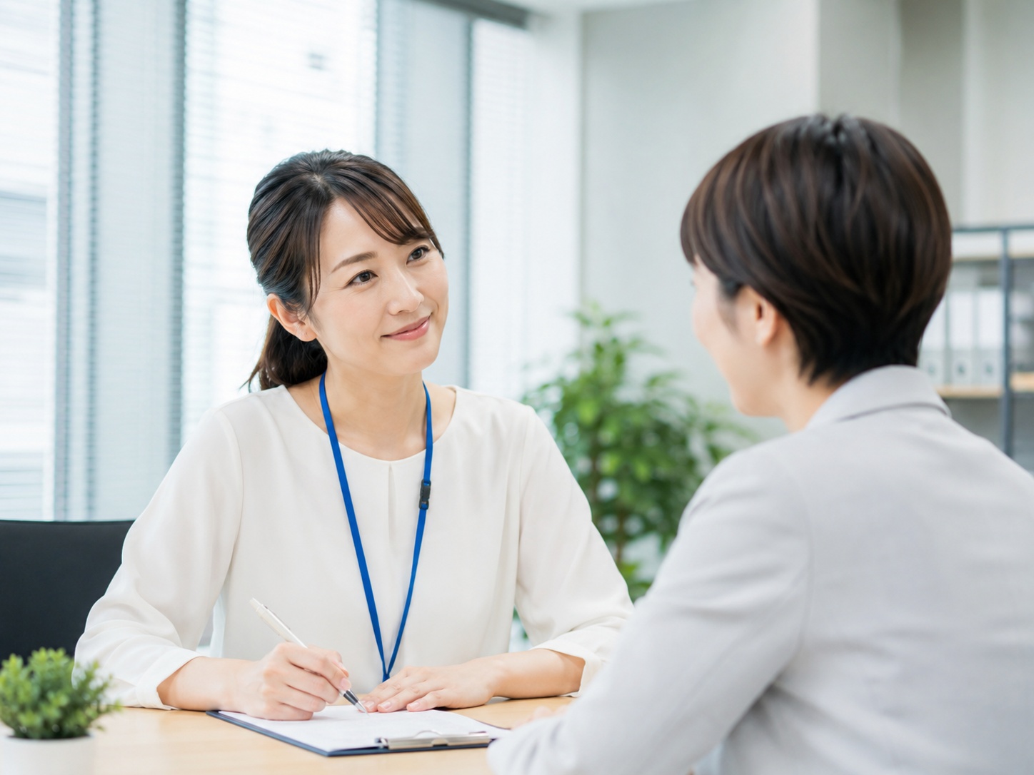 従業員の健康相談に応じる専門職